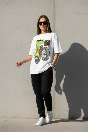 Goes Wild Oversized T-Shirt